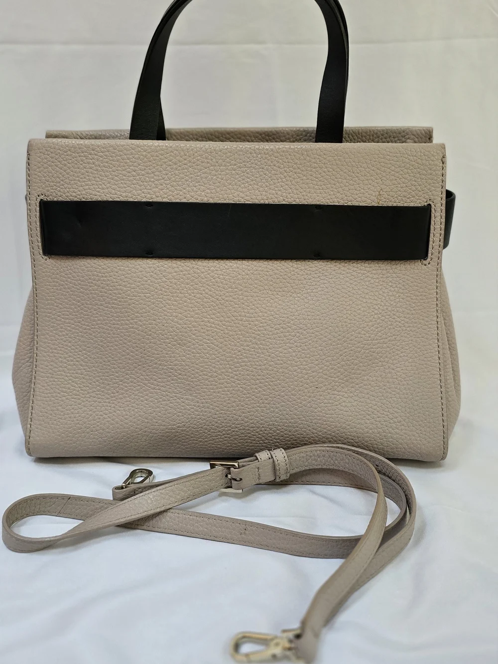 Kate Spade Villabella Avenue Elena Taupe Black Bow Leather Satchel
